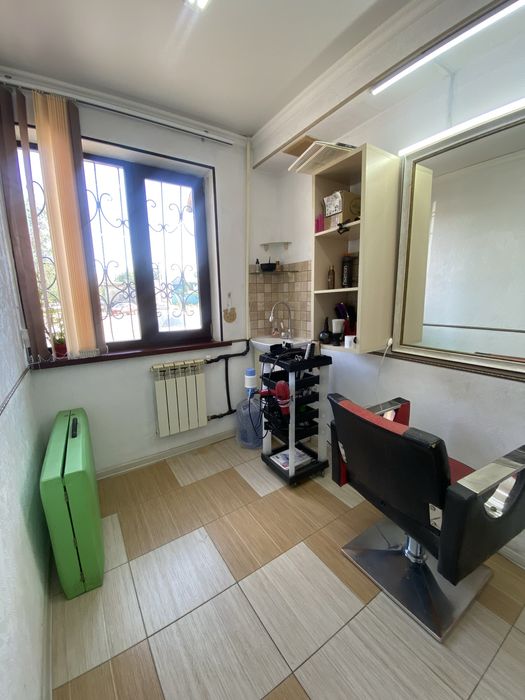 Действующий салон красоты