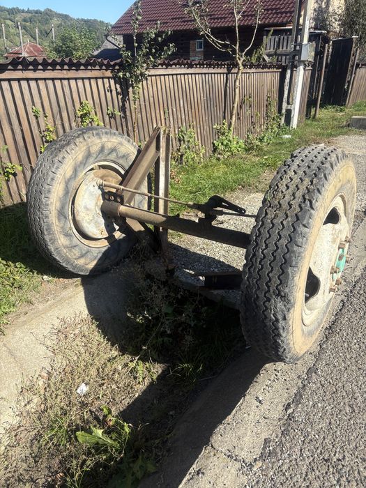 Vând Axa de Remorcă cu frânare