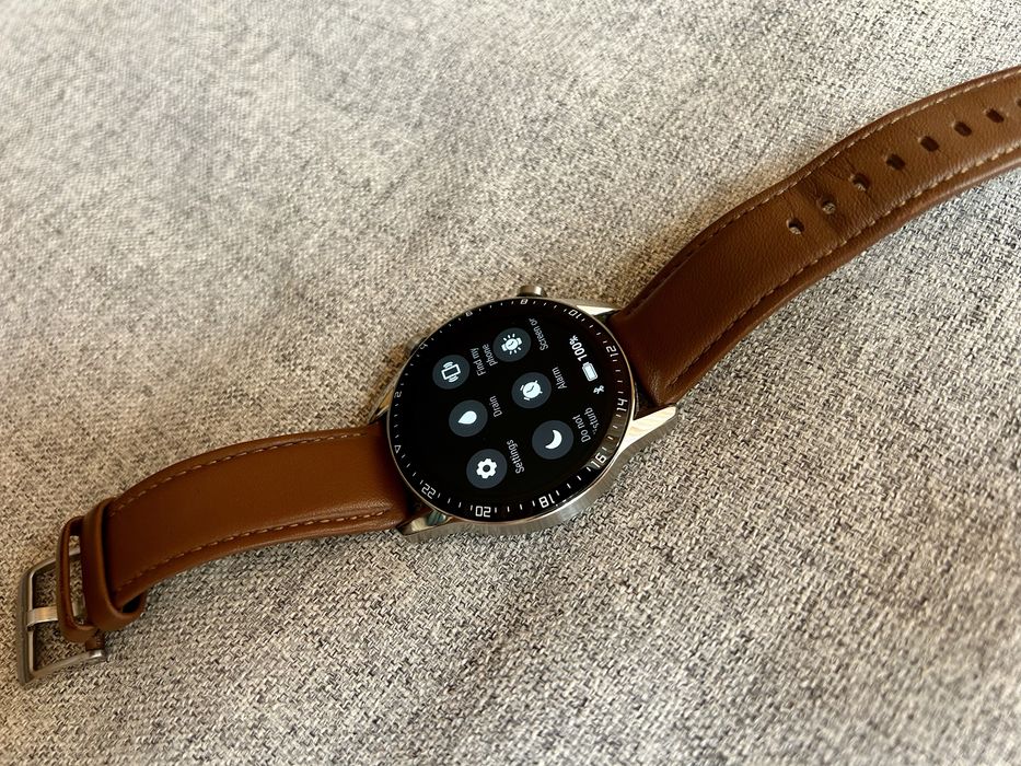 Часовник Huawei GT2