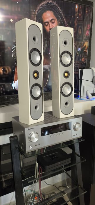 Boxe de perete Monitor Audio Radius 225HD