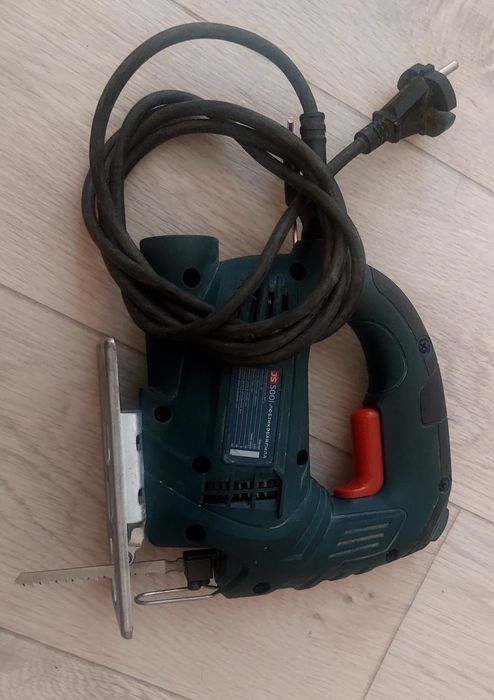 Продам электролобзик