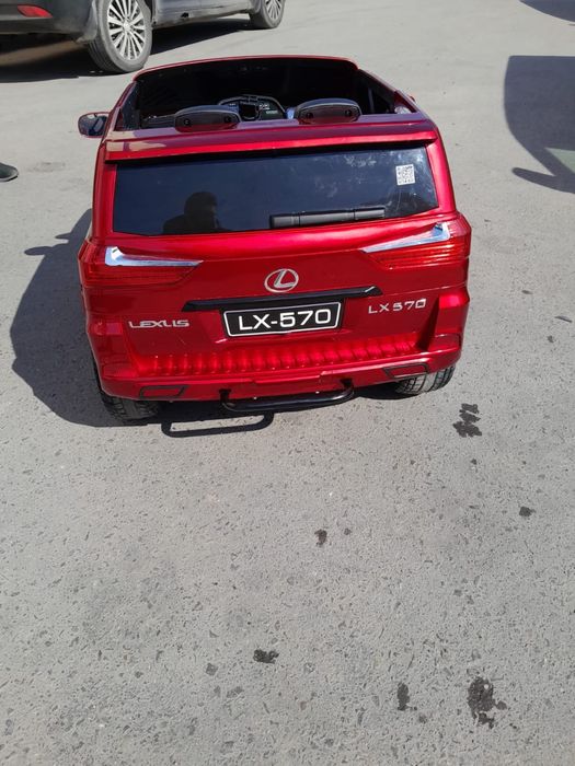 детский электромобиль Lexus LX 570