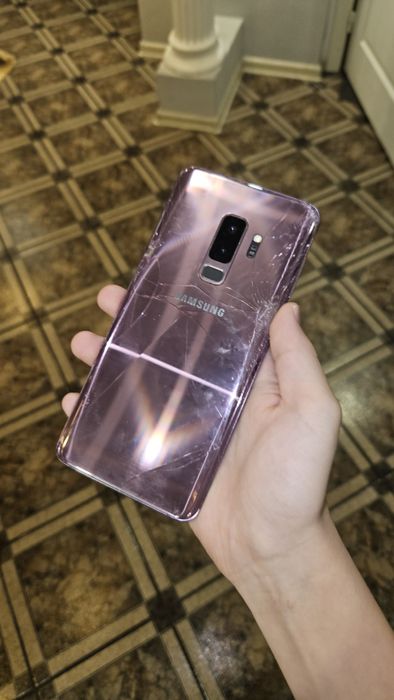 Продаётся samsung s9 plus