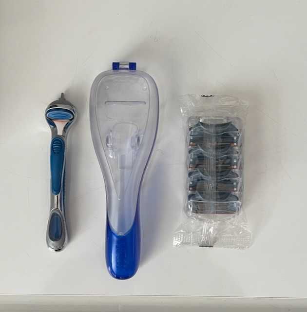 Самобръсначка, ножчета и кутия-комплект