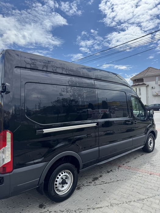 Vând ford transit