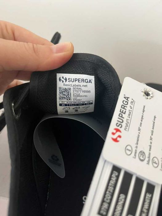 Продавам нови кецове Superga 2750 COTSTRAP размер 10.5 (EU 45)