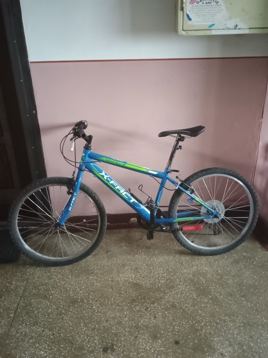 Vând bicicletă copii
