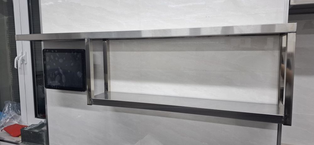 Настенная полка из НЕРЖАВЕЙКА