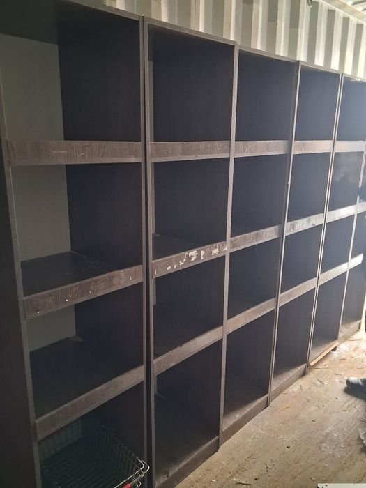 Стеллажи продаётся