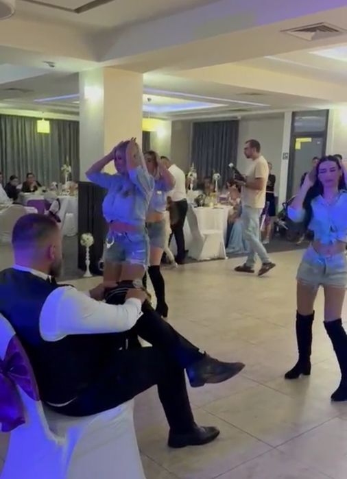 Dansatoare petreceri - Tiganesc, Oriental, Politist, bellydance