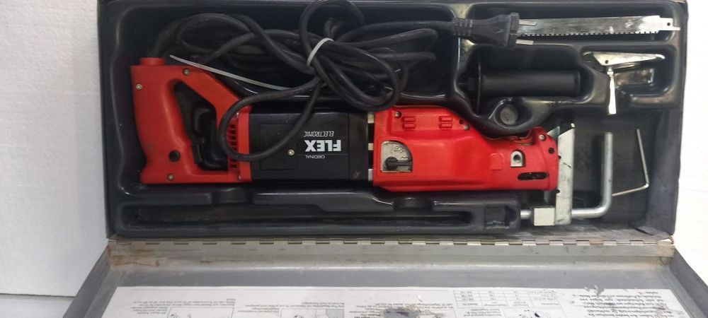 Fierăstrău electric coada de vulpe FLEX