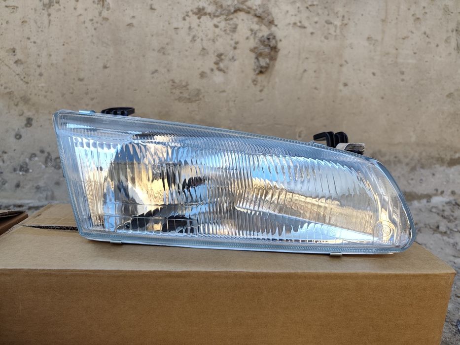 Фара камри 20 евро