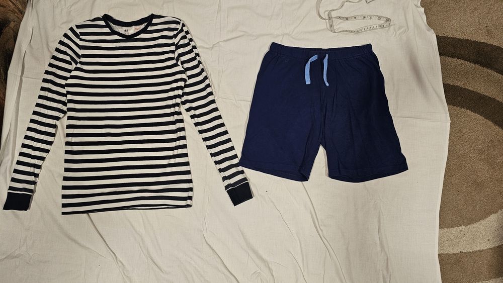 Pijama albastra bluza cu maneca lunga și pantaloni scurți 158-164 h&m