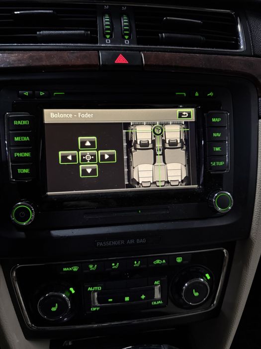 Navigatie RNS 510 HDD SD Card Skoda Superb 2 Octavia 2 Roomster