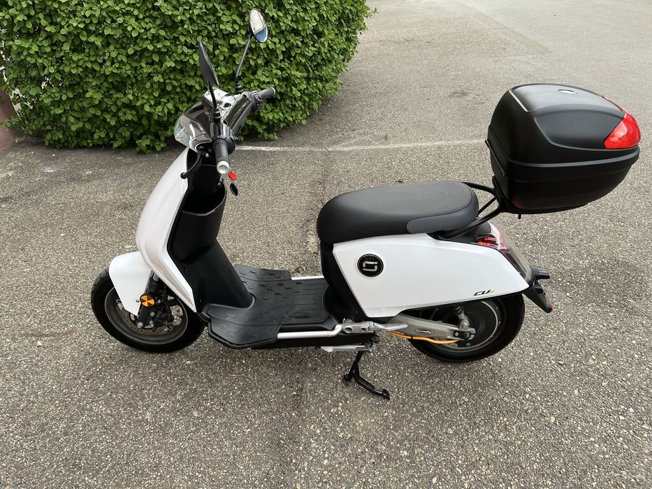 Scuter electric Super Soco Cux Full Led Alarma Impecabil ca nou