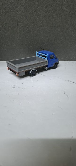 Macheta Iveco Daily scara 1/43