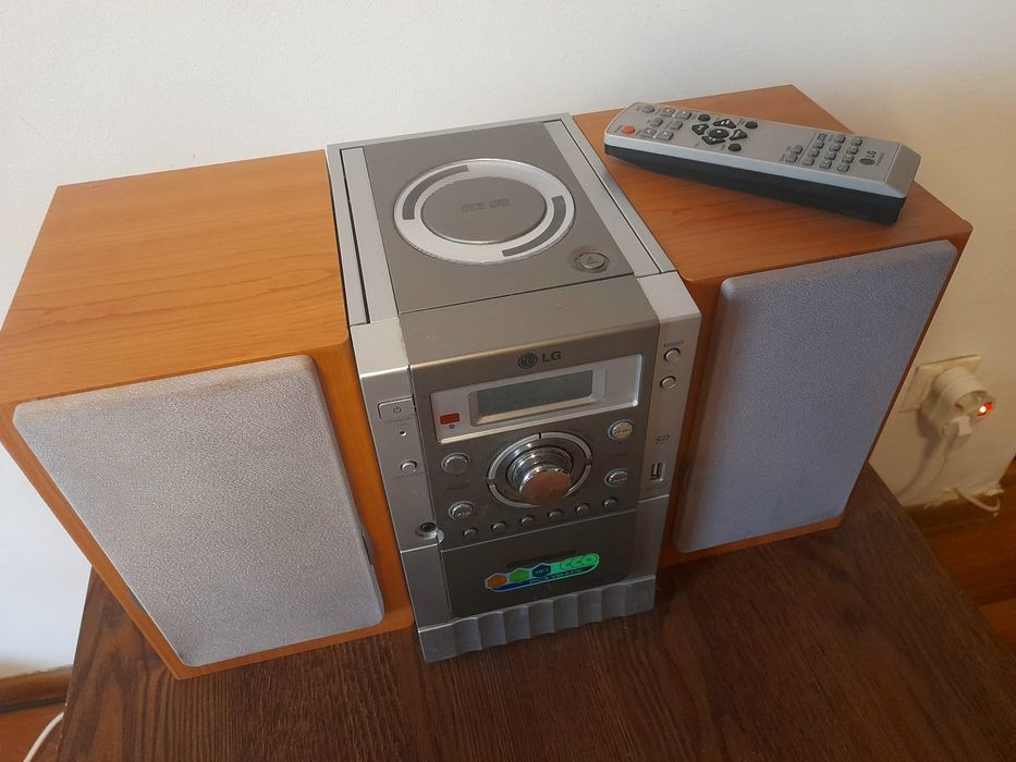 Sistem audio LG model LX-U150D