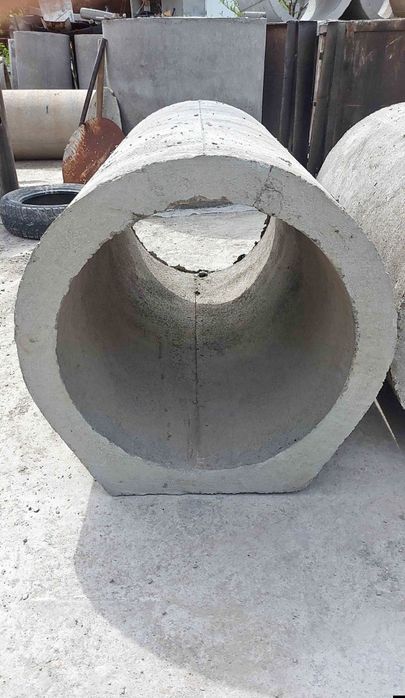 Tub beton cu talpă
