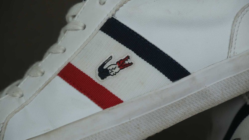 Adidasi / tenesi sport casual Lacoste logo brodat unisex marimea 37