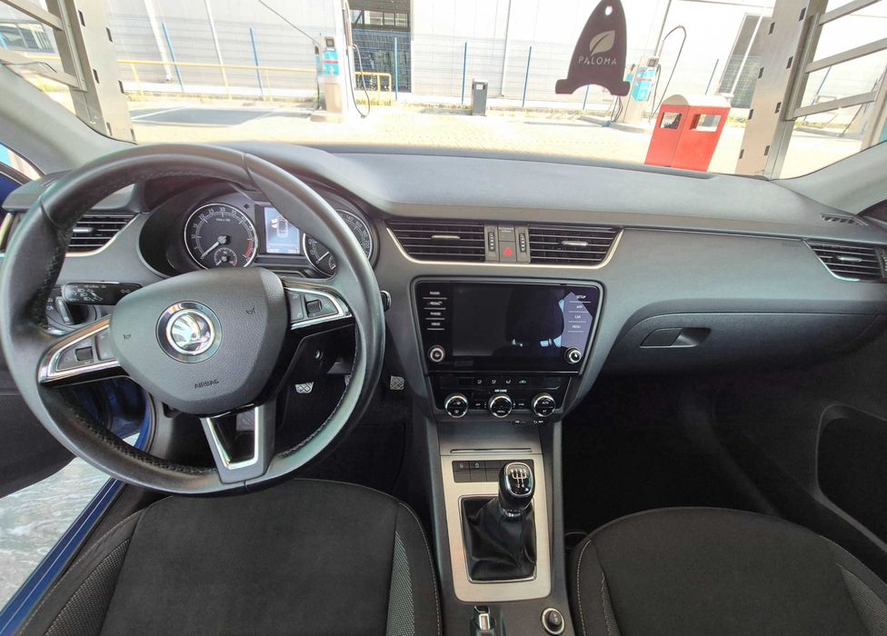 Masina auto Skoda