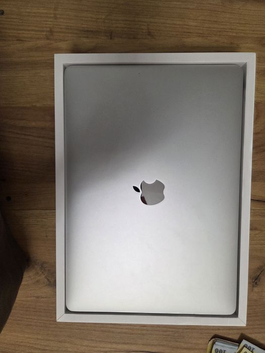 MacBook Pro 13-inch