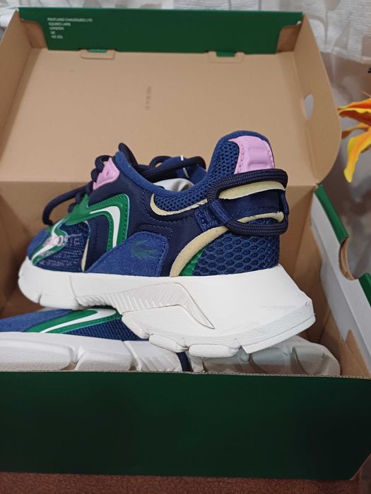 маратонки нови не обувани