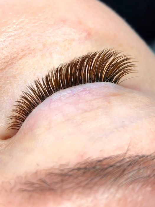 Наращивание ресниц( возможен выезд на дом)