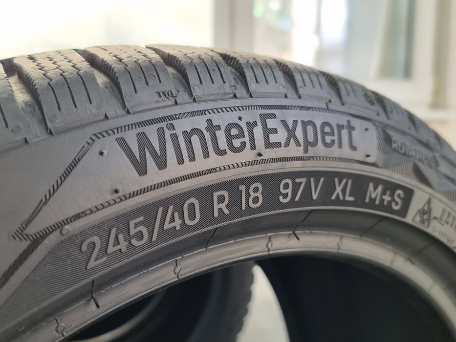 "Dot 22" 245/40/18 Uniroyal 4Броя: 680лв 8.5мм