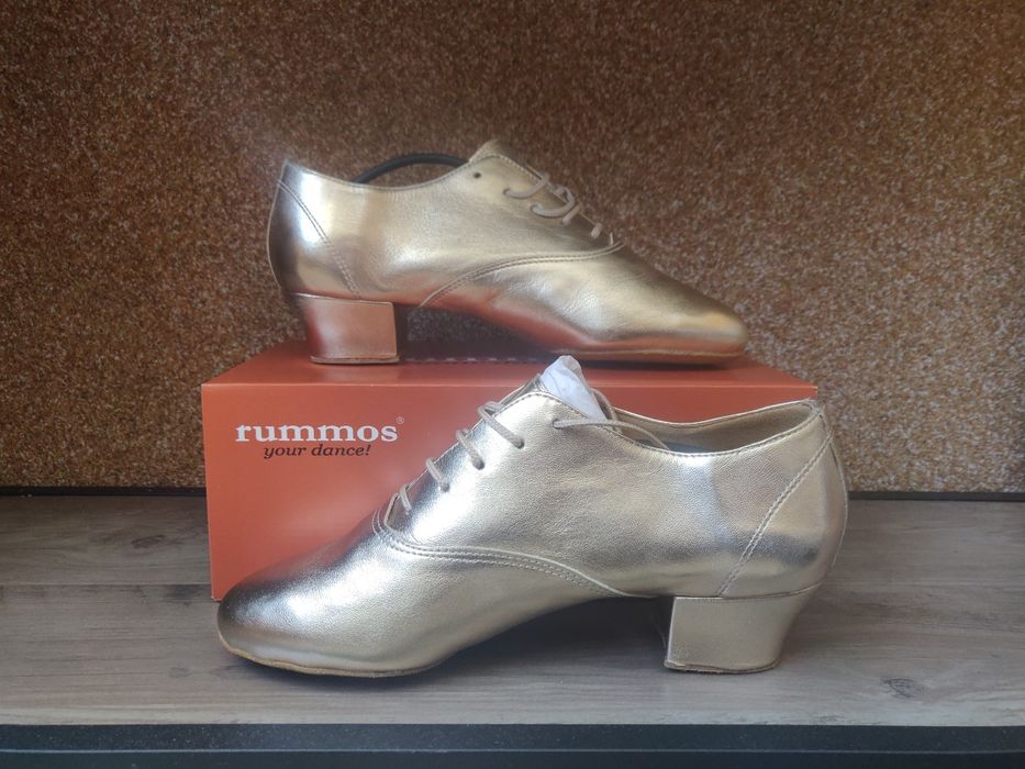 Pantofi de dans,piele, marimea 39, 26 cm
