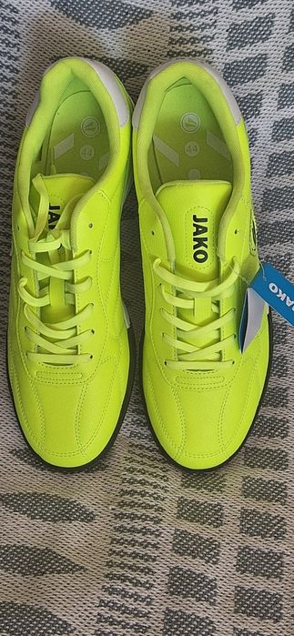 Adidasifotbal,Jako,noi,eticheta,90 lei