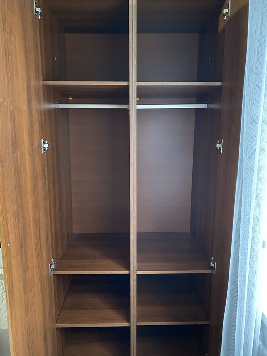 Продам шкаф шифоньер срочно