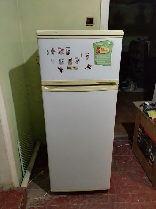 Muzlatgich sotiladi narxi 500 000