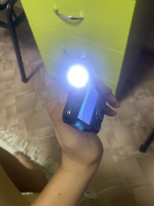 Станционарный(домашний)+кнопочный смартфон