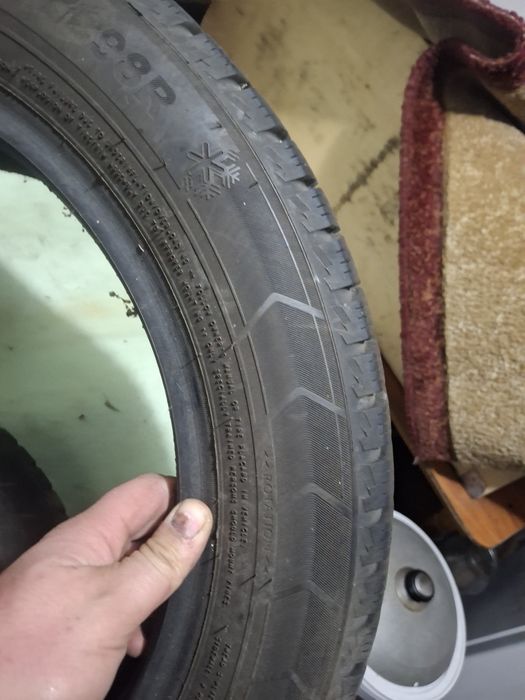 Продам шины срочно
