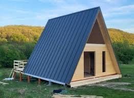 Construim căsuțe din lemn