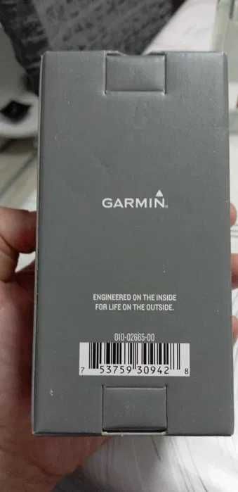 Чисто нов Garmin Vivomove Trend