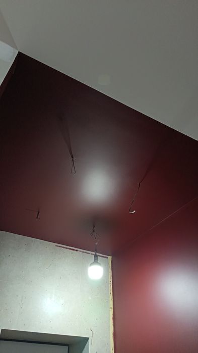 Поклейка обоев, покраска стен