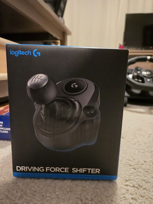 Volan Logitech G920 + schimbator Logitech