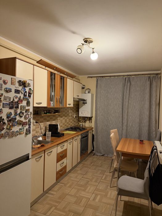 Apartament 1 cameră, 32 mp + balcon 7 mp, str. Eroilor, Florești | Loc de parcare cu CF — fotografia 1