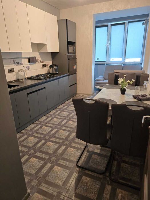 Дава се под наем Едностаен апартамент в София, Дружба 1 - 43 кв.м за 300 € - Снимка #2