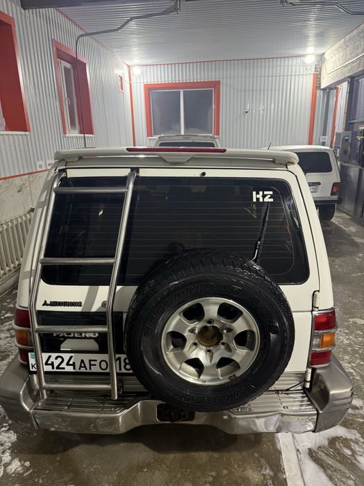 mitsubishi pajero 2 2,5об продам срочно