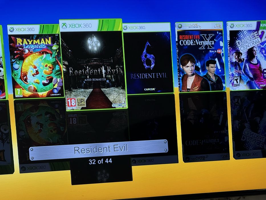 Игровая консоль xbox360 с 44 играми