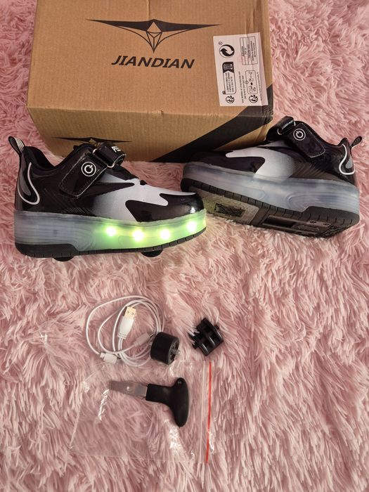 Детски обувки светещи