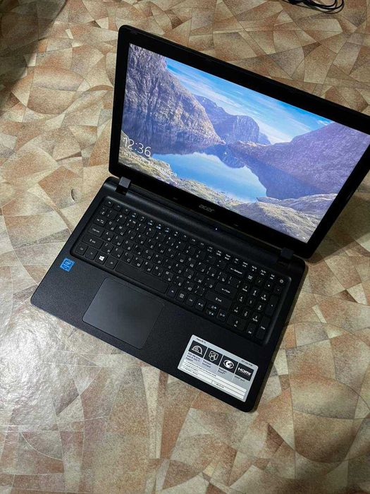 ПРОДАМ Ноутбук ASER в хорошем состоянии windows 10 озу 4гб Звоните