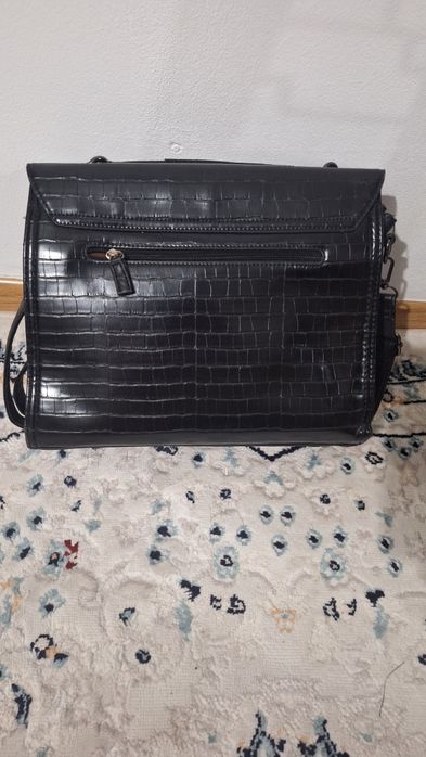 Продается женская сумка. Б/У