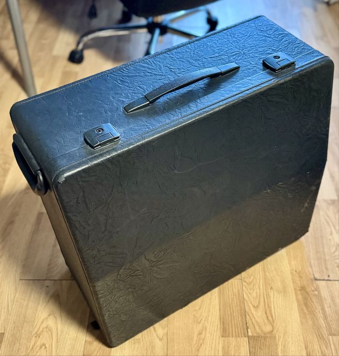 Vand Cutie Acordeon 120 basi