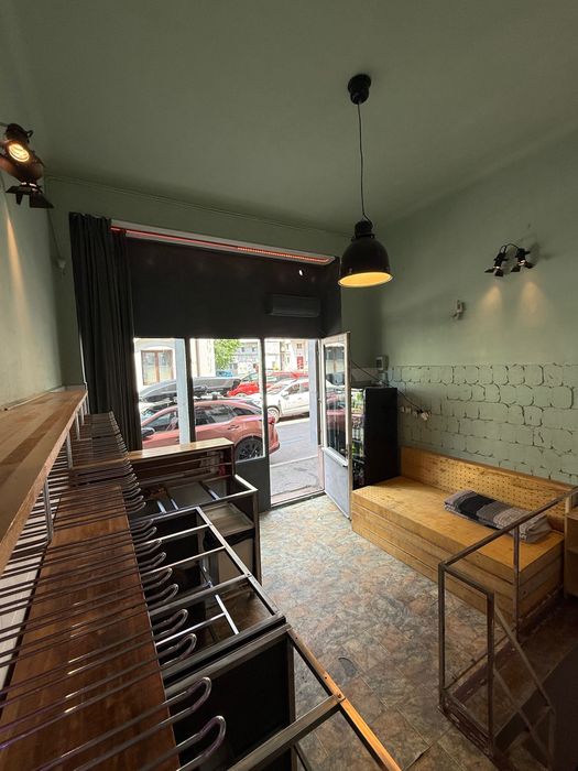 Vând afacere la cheie - cocktailăria.ro, firmă și spațiu comercial ultracentral