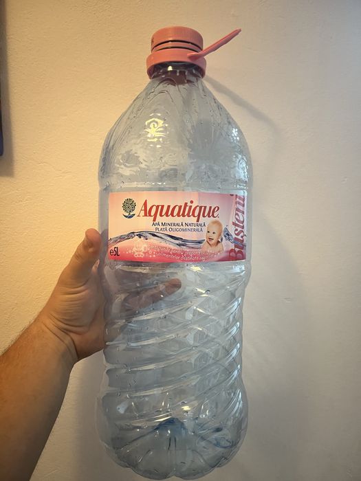 Vând lot bidoane NOI!