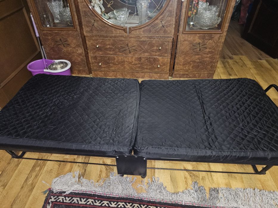 Продам б/у раскладушку с матрасом разм 190*75см