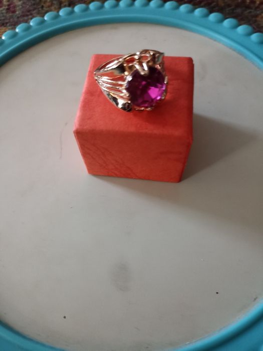 Продам бижутерию